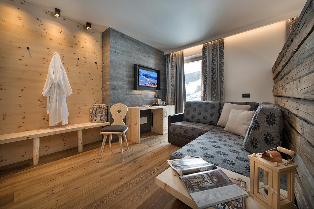 Hotel Roberta Alpine Adults Only Ливиньо Екстериор снимка