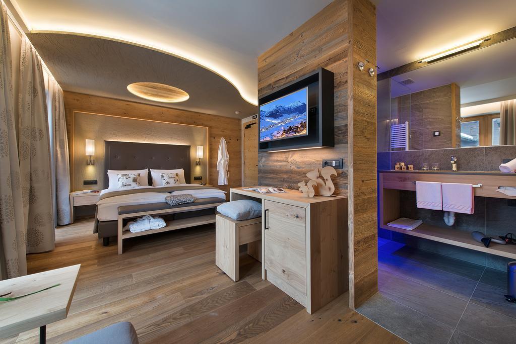 Hotel Roberta Alpine Adults Only Ливиньо Екстериор снимка