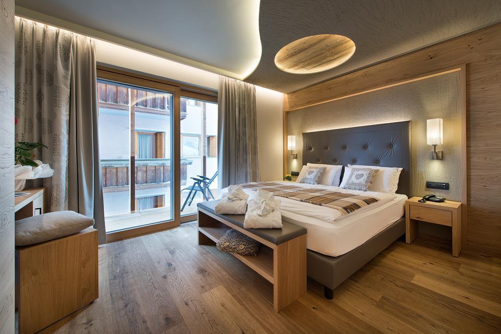 Hotel Roberta Alpine Adults Only Ливиньо Екстериор снимка