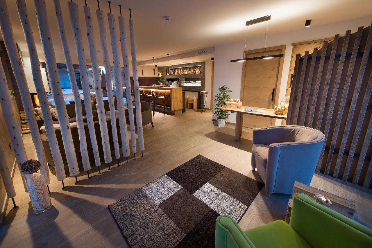 Hotel Roberta Alpine Adults Only Ливиньо Екстериор снимка